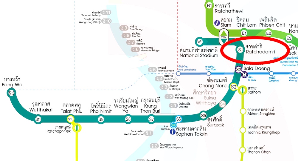 Map of part of the Bangkok BTS train routes with stop Ratchadamri circled in red as a major stop for getting to Platinum Fashion Mall in Bangkok.